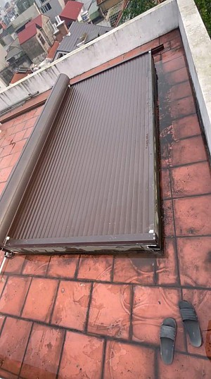 Hệ nhôm cuốn tự động cao cấp Thượng Hải Aluminium Shanghai Skyligh cho giếng trời nhà khách ở Hà Nội