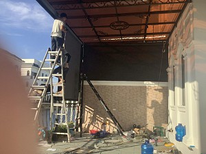 Rèm cuốn Zipper tự động che nắng, mưa gió cao cấp ngoài trời tại Vinhome Star City