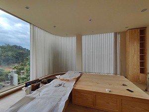 Hệ rèm vải mở ngang uốn cong tự động & rèm cuốn tự động cho nhà vườn tại Đức Trọng, Lâm Đồng