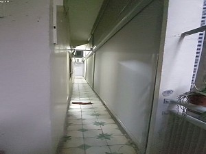 Hệ rèm cuốn Zipper tự động che nắng mưa gió tại hành lang nhà cổ tại Phố Huế, Hà Nội — Món quà chân tình ngày cuối năm