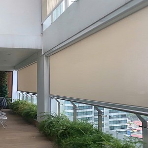 Hệ rèm cuốn ngoài trời