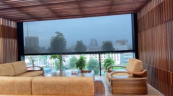 Những câu hỏi thường gặp khi lắp đặt hệ rèm cuốn tự động Zipper Blinds che nắng, mưa gió ngoài trời