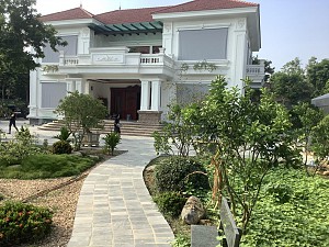 Hệ rèm cuốn tự động dây cáp che nắng ngoài trời tại thành phố Vĩnh Yên, tỉnh Vĩnh Phúc