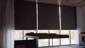 Rèm mở ngang tự động kết hợp với rèm cuốn tự động tại khu văn phòng Quận 2 - Thành phố Hồ Chí Minh