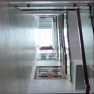 Hệ rèm trần xếp ly tự động che nắng giếng trời, trần kính nhà khách tại Phủ Lý, Hà Nam