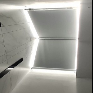 Rèm trần phẳng che mái kính hình chóp, hình chữ A nhà khách tại Long Biên