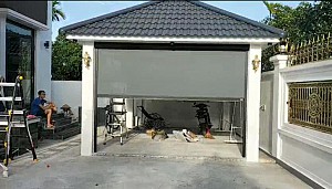 Hệ rèm cuốn tự động Zipper Blinds cao cấp che nắng, mưa gió cho nhà để xe biệt thự tại Hải Dương
