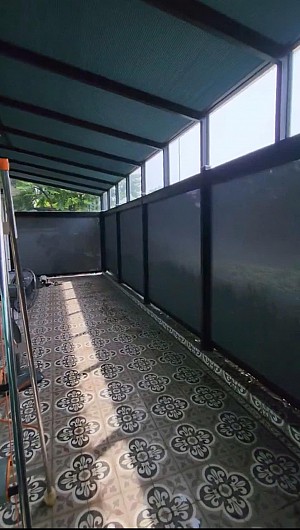 Hệ rèm cuốn tự động Zipper che nắng, mưa gió sân vườn, hành lang biệt thự Khu Nguyệt Quế Vinhome Riversides Long Biên