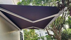 Hệ mái hiên tự động Fullbox cao cấp tiêu chuẩn Châu Âu cho sân vườn biệt thự nhà khách tại Quận 2, Thành phố Hồ Chí Minh