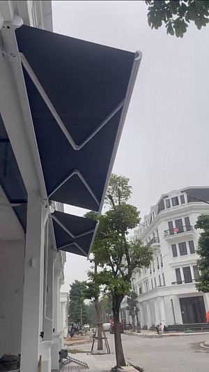 Hệ mái hiên tự động cao cấp nhập khẩu Châu Âu tại nhà Liền kề khu đô thị Louis City quận Hoàng Mai, Hà Nội