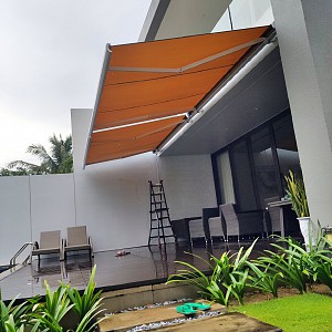 Những lưu ý, câu hỏi thường gặp khi thi công lắp đặt hệ mái hiên tự động cao cấp Fullbox tiêu chuẩn Châu Âu