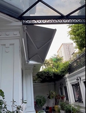 Hệ mái hiên tự động Fullbox tiêu chuẩn Châu Âu cho sân vườn biệt thự nhà khách tại Mễ Trì, Hà Nội
