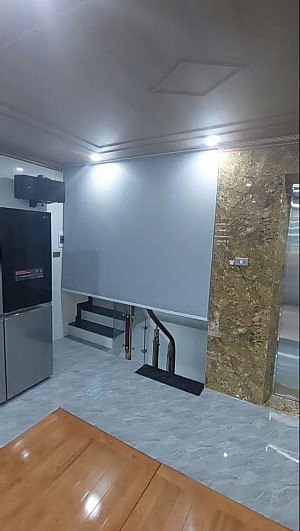 Rèm cuốn tự động ngăn phòng, ngăn thoát nhiệt điều hòa tại nhà khách ở phố Kẻ Tạch, Long Biên, Hà Nội