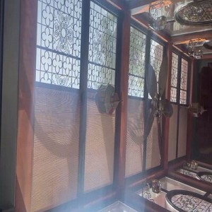 Một số điều cần biết về rèm trần tổ ong tự động