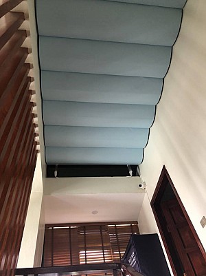 Rèm trần xếp ly tự động che nắng giếng trời tại Đông Anh