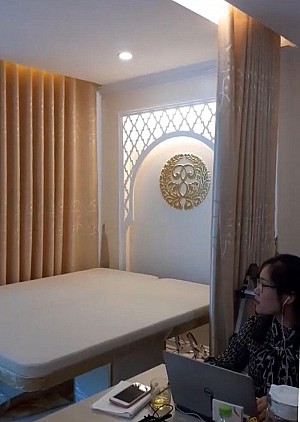 Rèm vải ngăn phòng tự động cho Spa tại phố cổ Hà Nội