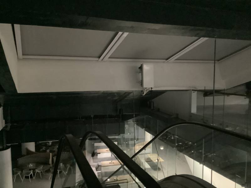 Hệ rèm cuốn tự động cao cấp Skylight che nắng trần kính, mái kính của trụ sở Tập Đoàn Viettel đường Phạm Hùng, Hà Nội