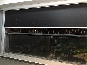 Hệ rèm cuốn Zipper tại nhà khách ở Chung cư cao cấp The Legacy